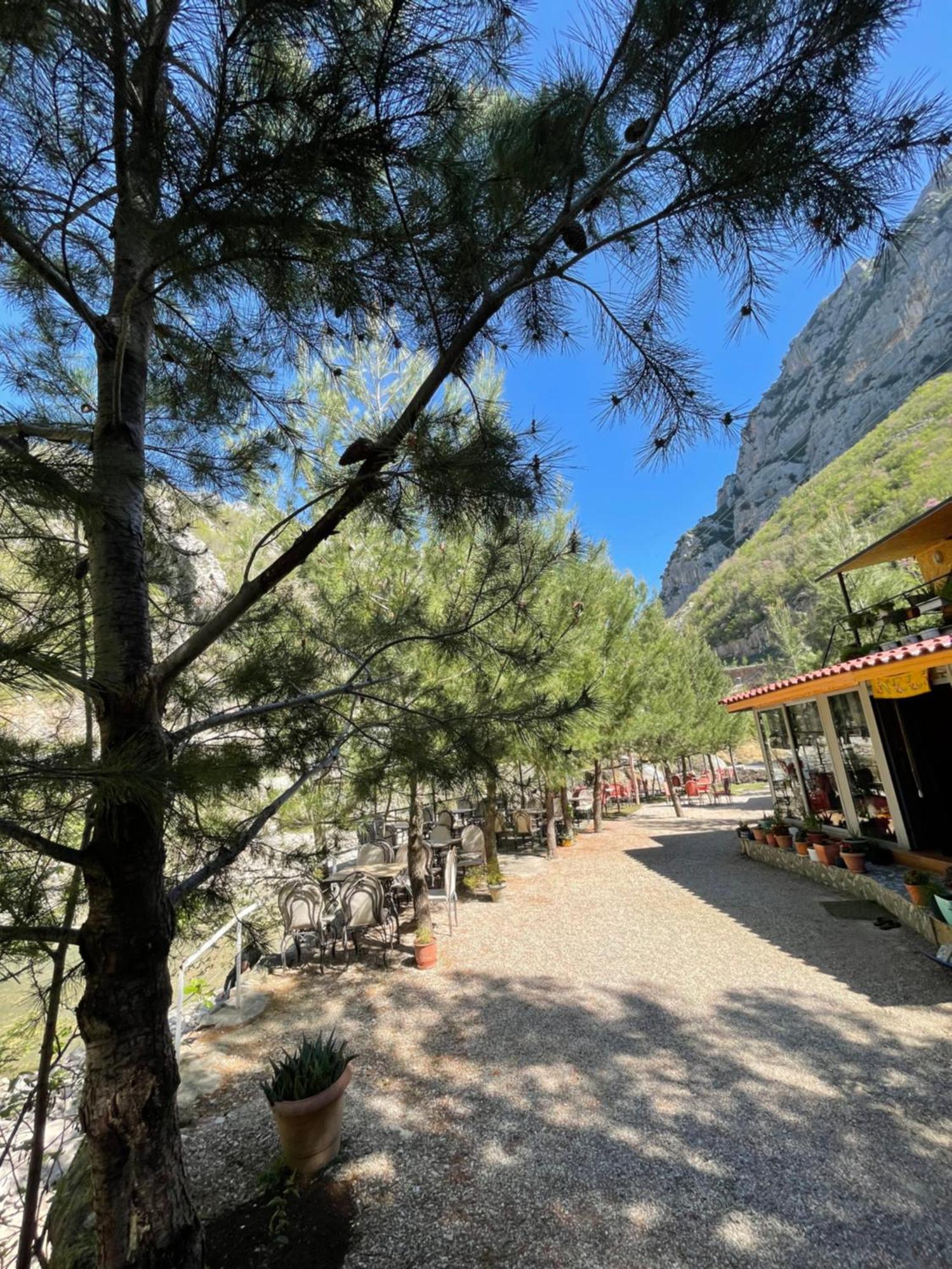 Bovilla Canyon Dajti Esterno foto